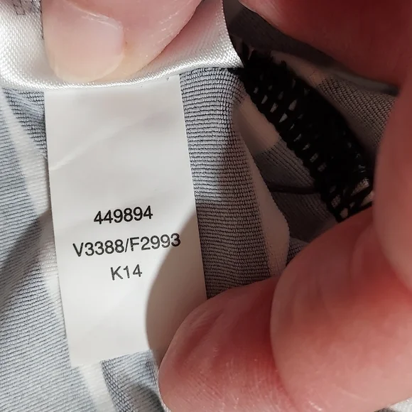 Lands End black and white stripe rash guard swim shirt XL/18 - Picture 5 of 9